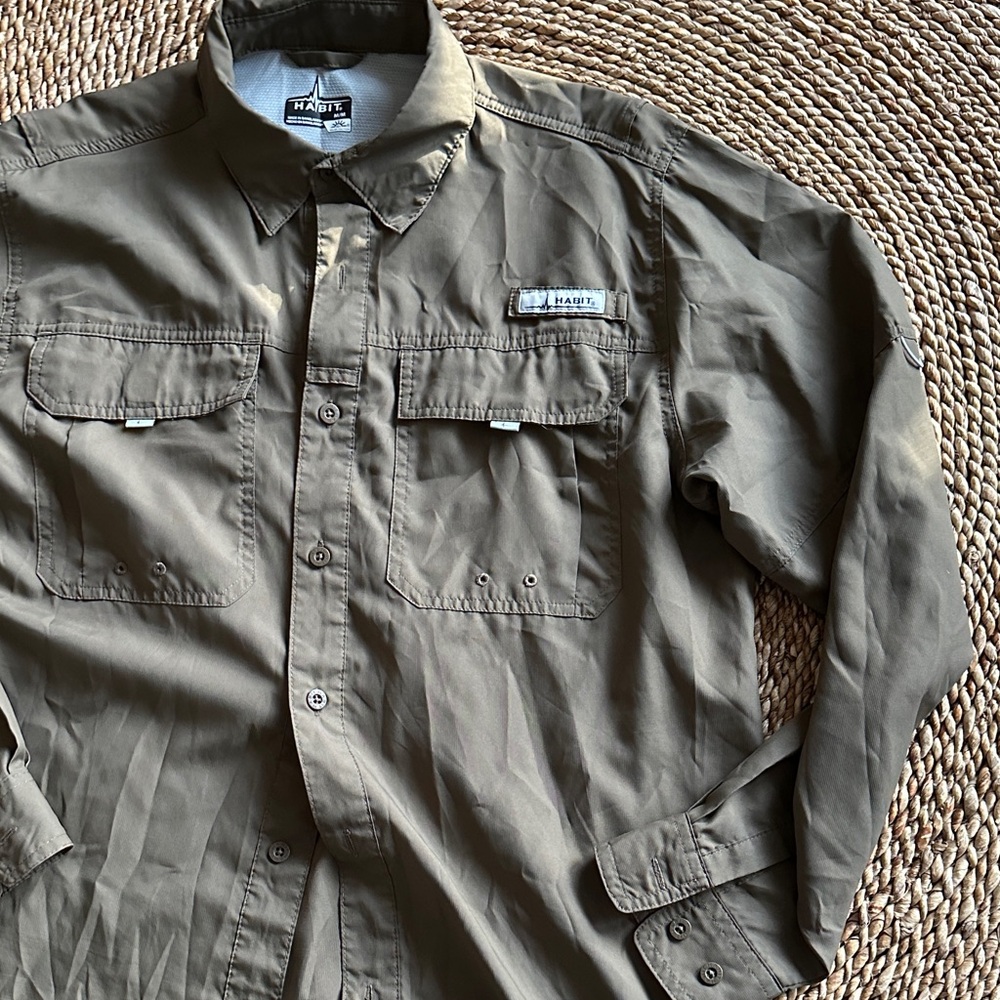 Habit size M…Men's Brown shirt